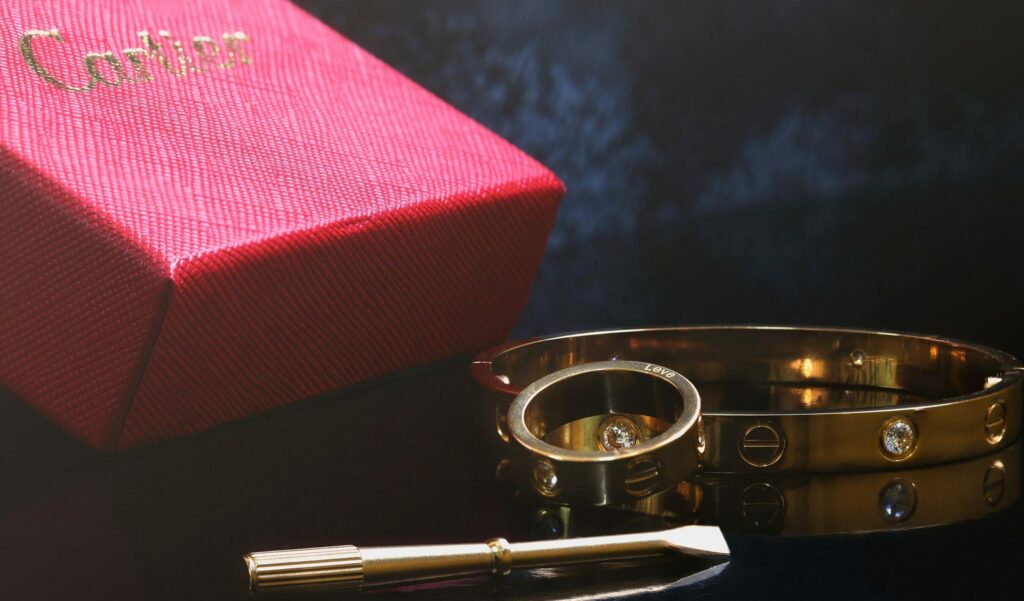 Bijoux service GOLD & SILVER FRANCE PARIS